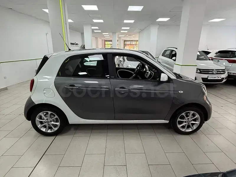 Usado Smart ForFour Passion 71 CV (52 kW) 2015 Gris / plata Utilitario