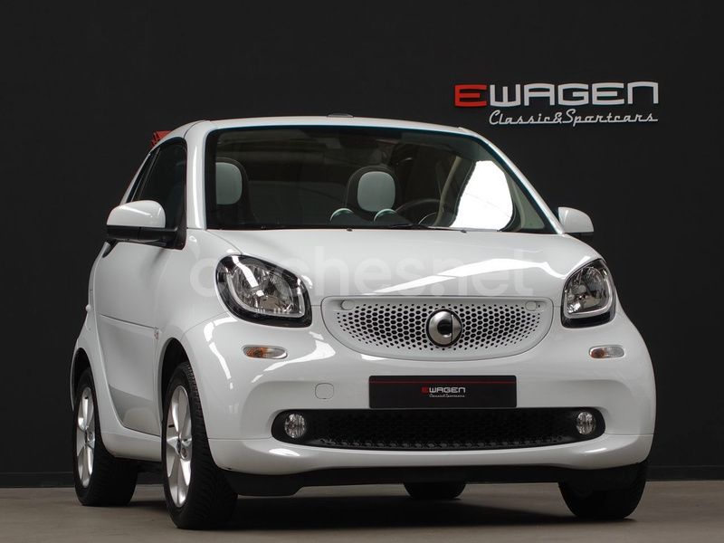 Blanco Usado 2018 Smart ForTwo Cabrio Descapotable | 18.990 € (Un poco caro) - Imagen 1/4