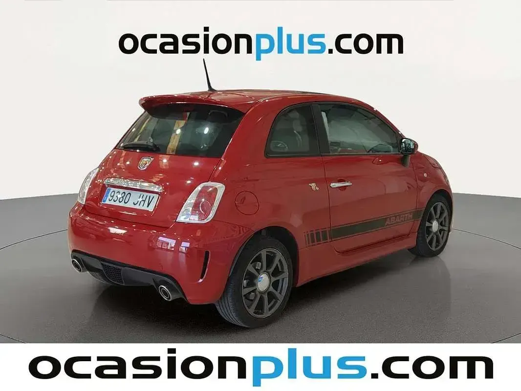 Usado Abarth 595 140 CV (102 kW) 2015 Rojo Utilitario