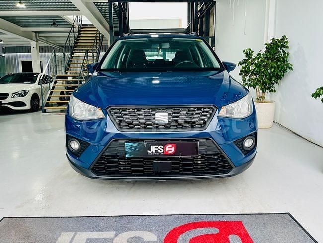 Usado Seat Arona Reference 95 CV (69 kW) 2018 Azul SUV