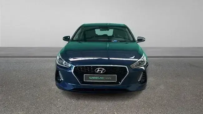 Usado Hyundai i30 110 CV (80 kW) 2017 Azul