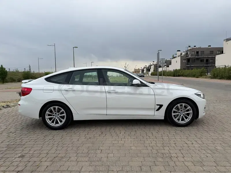 Usado BMW 320 190 CV (139 kW) 2017 Blanco Berlina