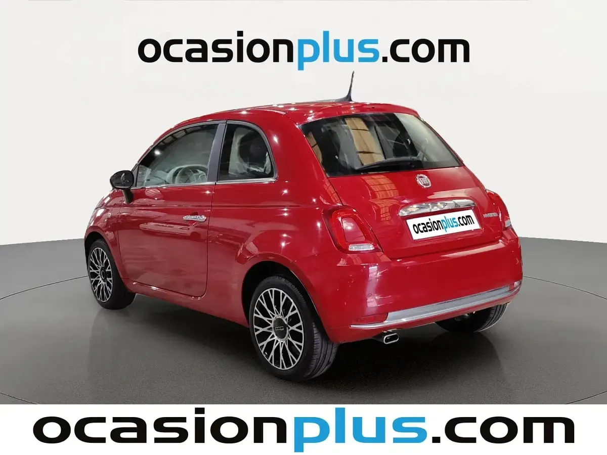 Usado Fiat 500 Dolcevita 71 CV (52 kW) 2024 Rojo Utilitario