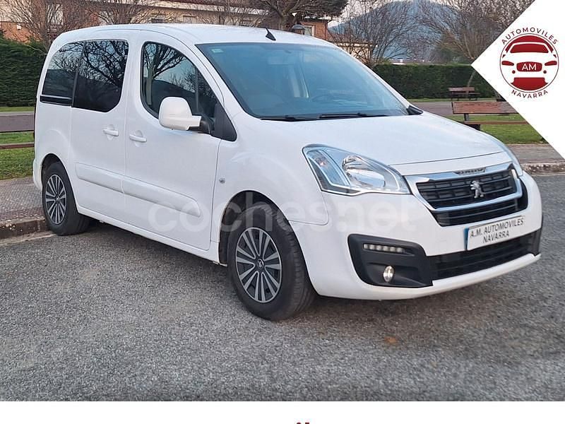 Blanco Usado 2016 Peugeot Partner Tepee Active Monovolumen | 9900 € (Precio justo) - Imagen 1/4