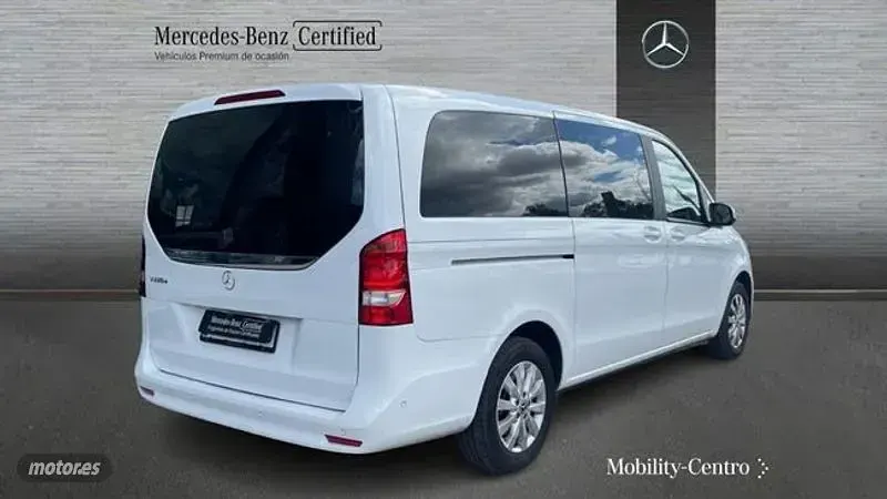 Usado Mercedes V220 163 CV (119 kW) 2024 Blanco Monovolumen