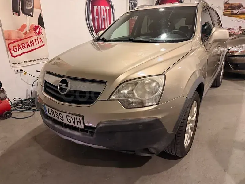 Usado Opel Antara Cosmo 150 CV (110 kW) 2011 Beige SUV