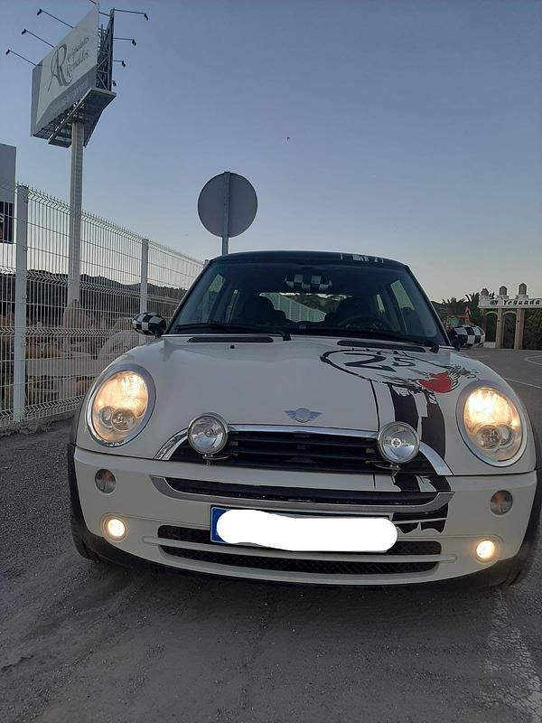 Usado Mini ONE 90 CV (66 kW) 2005 Beige Utilitario