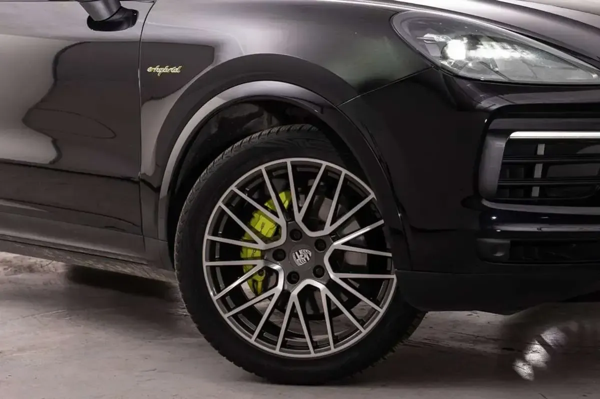Usado Porsche Cayenne E-Hybrid 462 CV (339 kW) 2019 Negro SUV