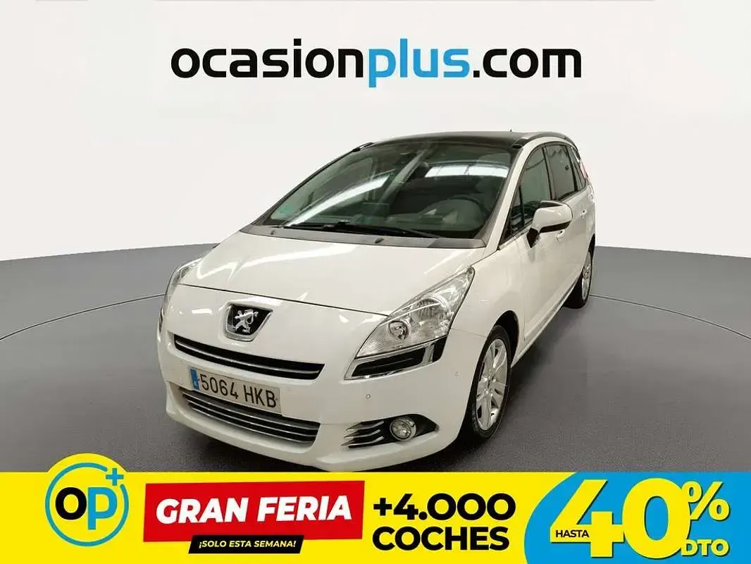 Usado Peugeot 5008 Allure 156 CV (114 kW) 2012 Monovolumen