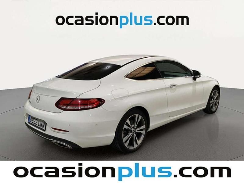 Usado Mercedes C180 156 CV (114 kW) 2019 Blanco Coupe
