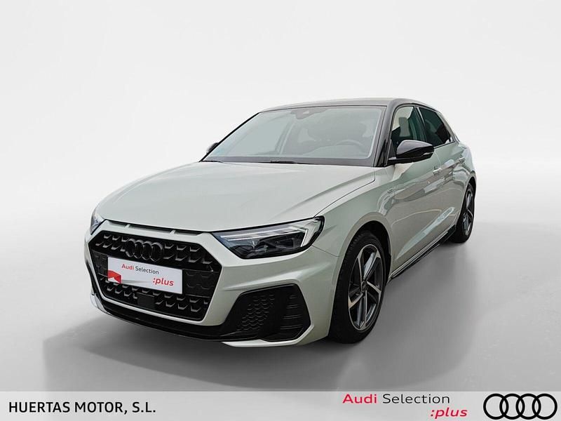 Usado Audi A1 Sportback 116 CV (85 kW) 2025 Gris Utilitario