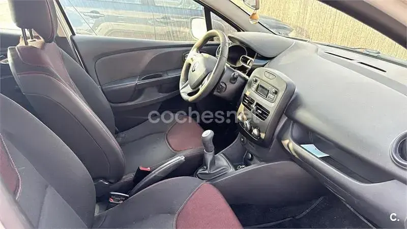 Usado Renault Clio IV Expression 75 CV (55 kW) 2013 Blanco Berlina