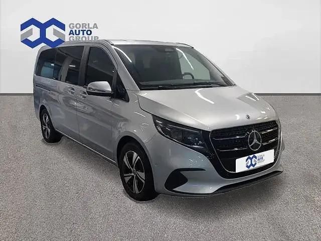 Nuevo Mercedes V220 Style 163 CV (119 kW) 2025 Gris / plata Monovolumen