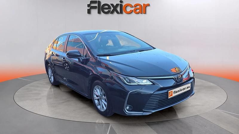 Usado Toyota Corolla Active 125 CV (91 kW) 2023 Negro Berlina