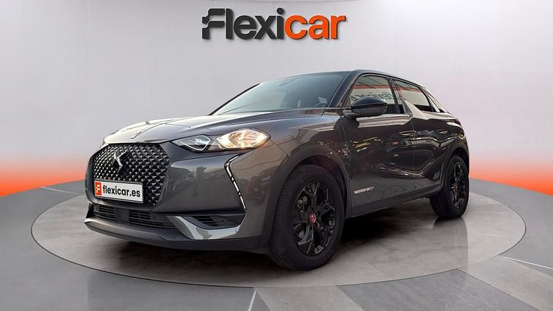 Usado DS Automobiles DS3 Crossback Chic 101 CV (74 kW) 2020 Gris SUV