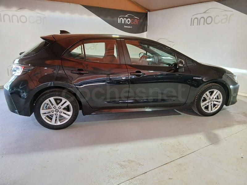 Usado Toyota Corolla Active 122 CV (89 kW) 2019 Negro Berlina