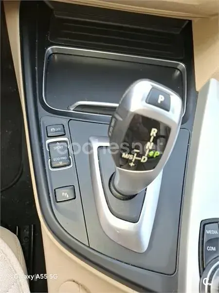 Usado BMW 318 150 CV (110 kW) 2019 Negro Familiar