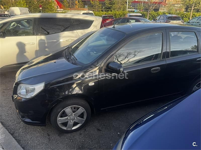 Usado Chevrolet Aveo LS 101 CV (74 kW) 2010 Negro Berlina