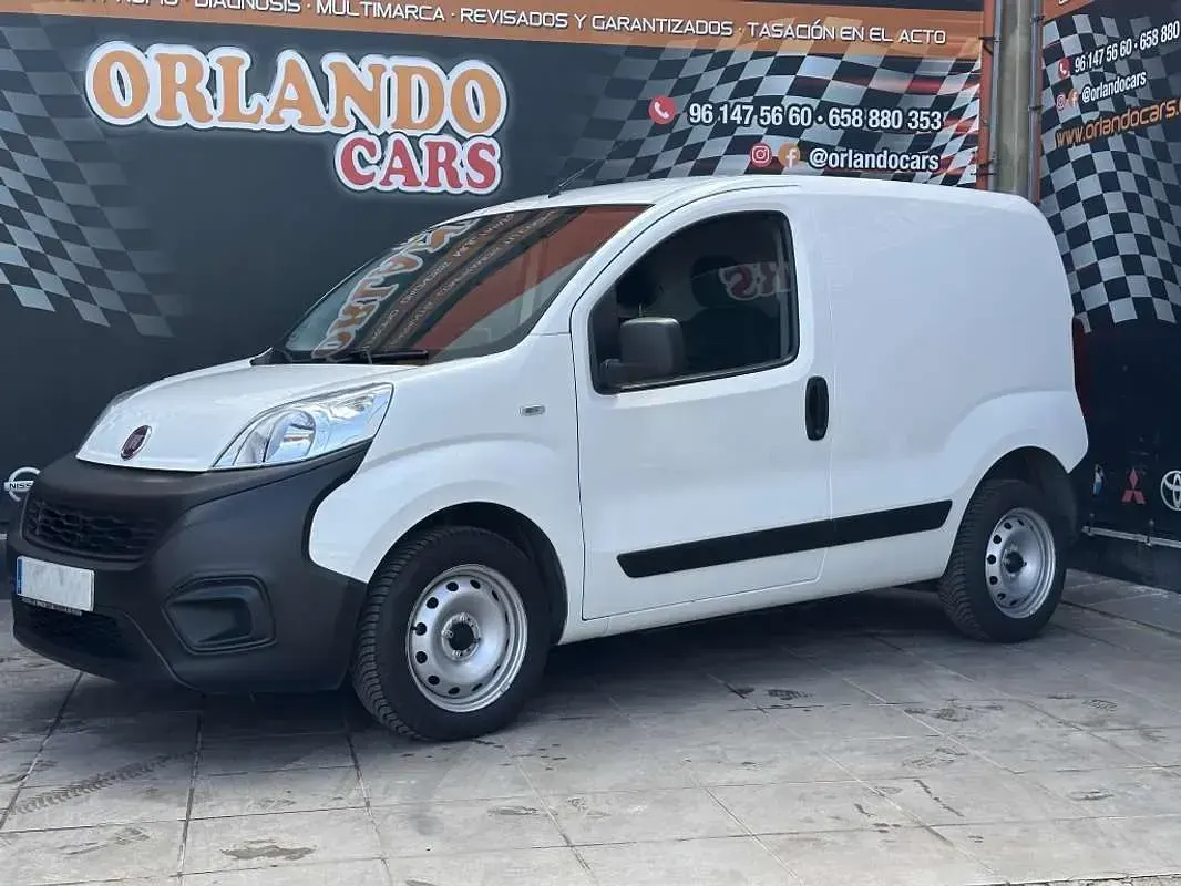 Usado Fiat Fiorino 95 CV (69 kW) 2021 Blanco Monovolumen