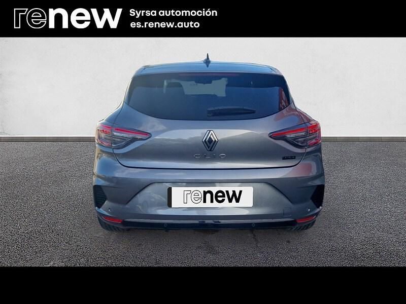 Usado Renault Clio V Techno 145 CV (106 kW) 2025 Gris Berlina