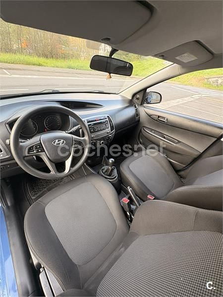 Usado Hyundai i20 85 CV (62 kW) 2014 Azul Utilitario