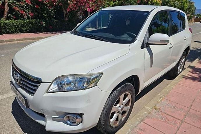 Usado 2011 Toyota RAV4 SUV | 10.950 € (Un poco caro) - Imagen 1/4