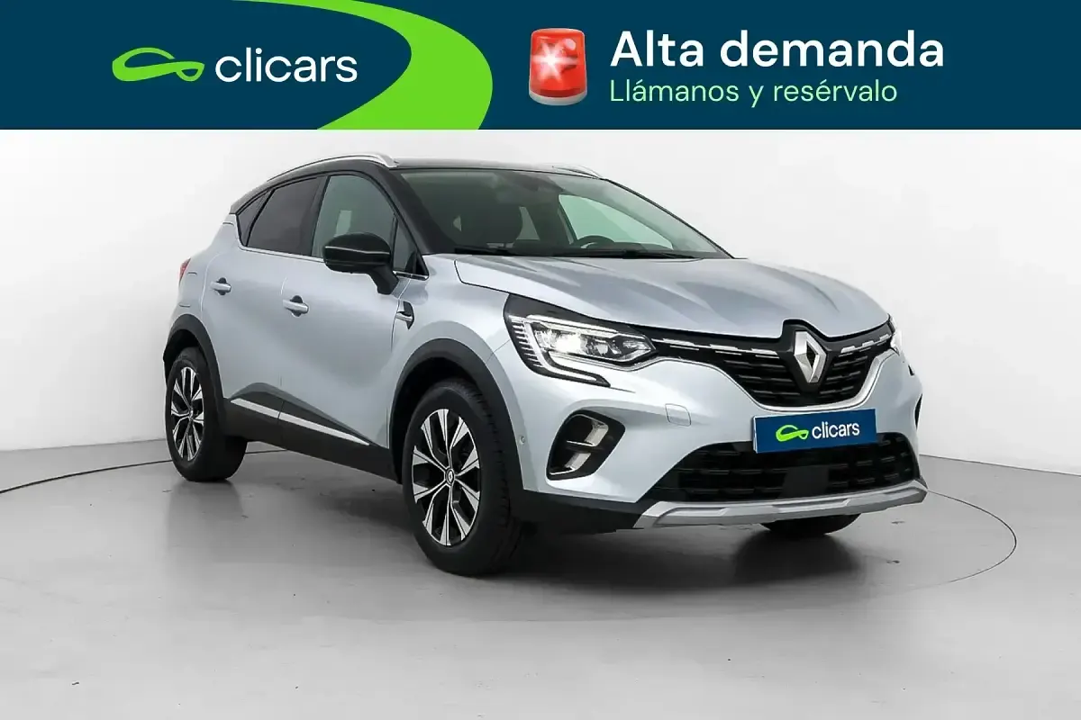 Usado Renault Captur Techno 90 CV (66 kW) 2024 Gris / plata SUV