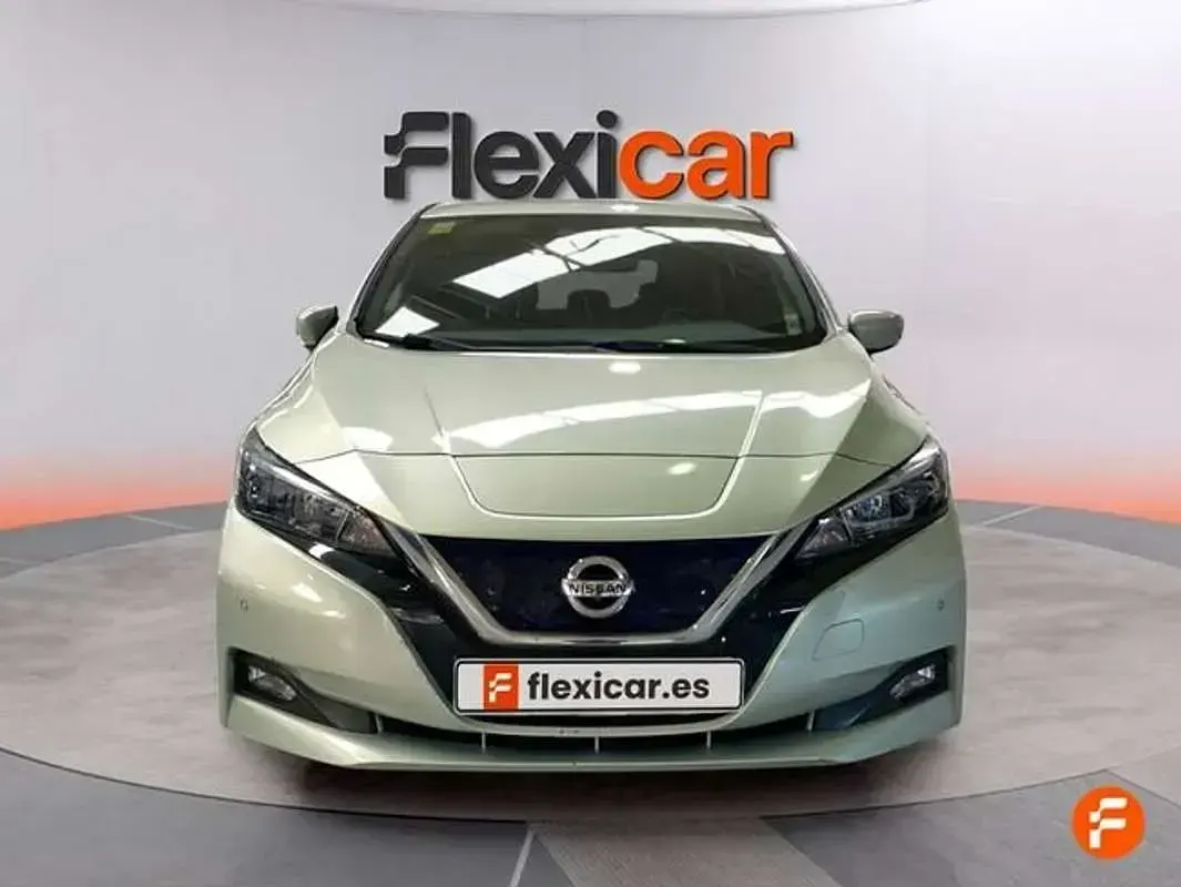 Usado Nissan Leaf Acenta 110 kW (150 CV) 2018 Azul Utilitario