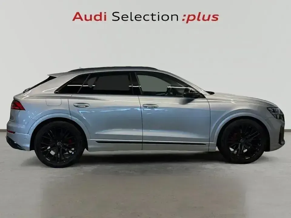 Usado Audi Q8 286 CV (210 kW) 2025 Gris SUV