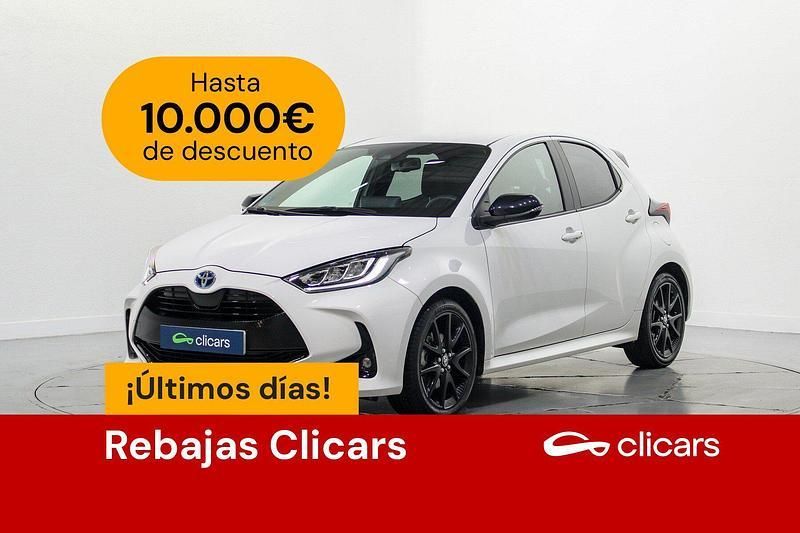Blanco Usado 2023 Toyota Yaris Hybrid Style Berlina | 20.990 € (Precio justo) - Imagen 1/4