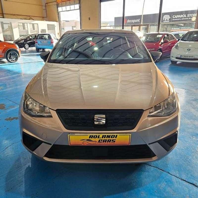 Usado Seat Ibiza Style 95 CV (69 kW) 2019 Gris / plata Utilitario