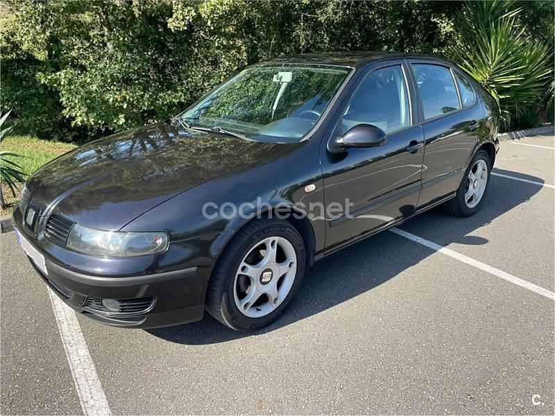 Negro Usado 2004 Seat Leon Sport Berlina | 3700 € (Un poco caro) - Imagen 1/4
