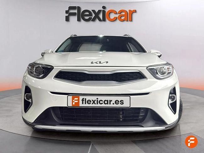 Usado Kia Stonic 100 CV (73 kW) 2022 Blanco SUV