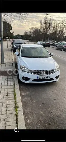 Usado Kia ProCeed 126 CV (92 kW) 2011 Blanco Utilitario