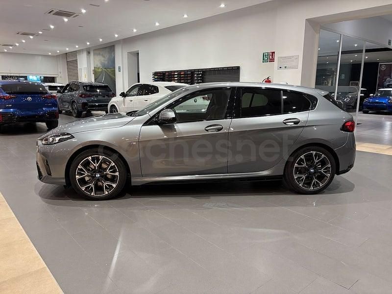Usado BMW 118 150 CV (110 kW) 2025 Gris / plata Utilitario