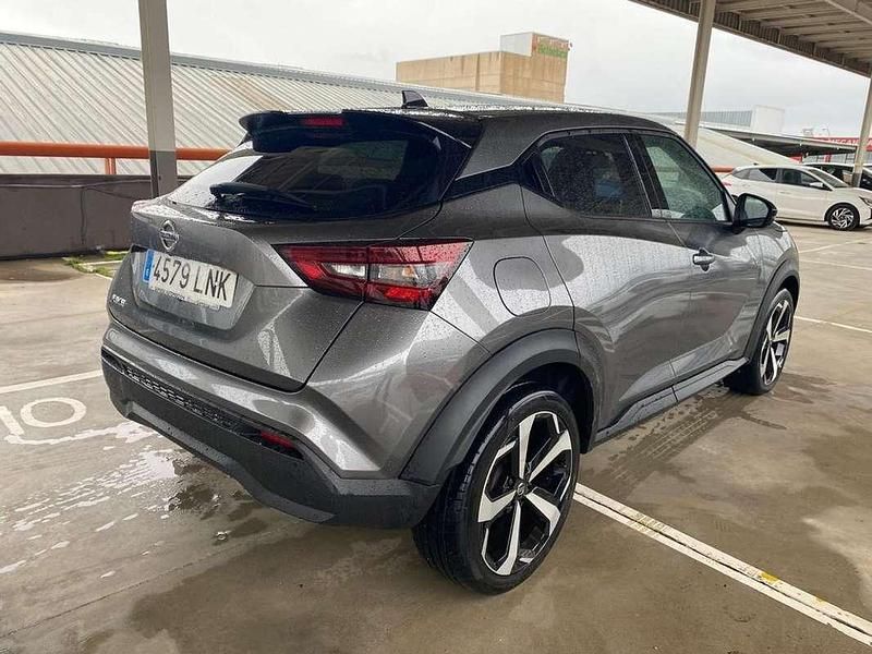 Usado Nissan Juke Tekna 116 CV (85 kW) 2021 Gris SUV