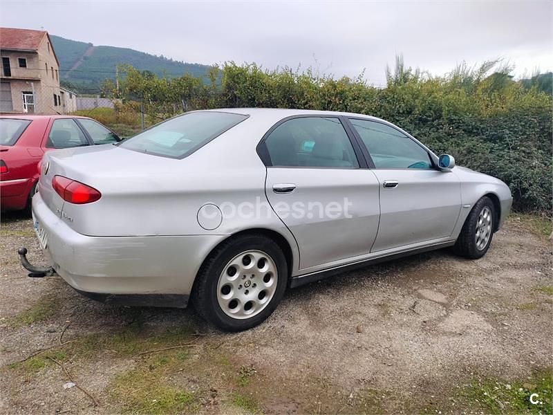 Gris / plata Usado 2001 Alfa Romeo 166 Berlina | 4500 € - Imagen 1/4