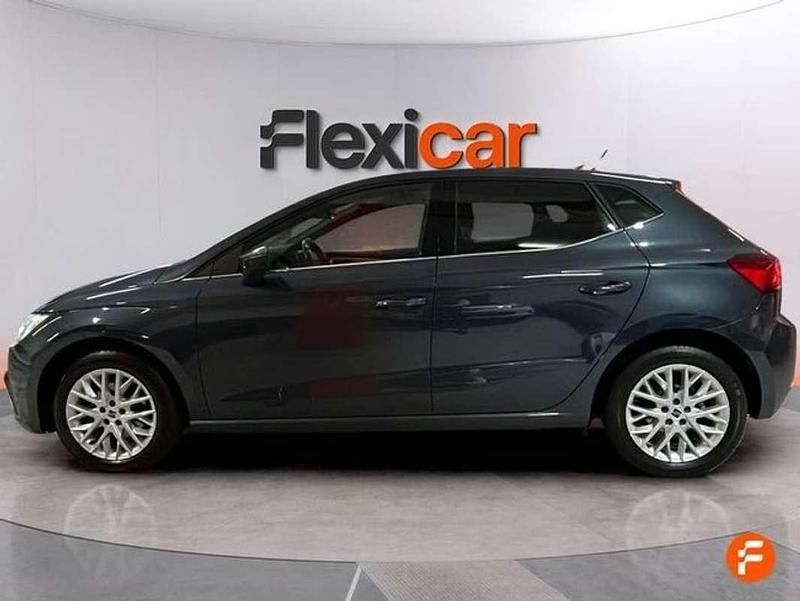 Usado Seat Ibiza 116 CV (85 kW) 2024 Gris Utilitario