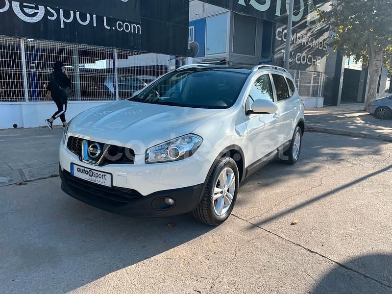 Blanco Usado 2010 Nissan Qashqai +2 Tekna SUV | 9900 € (Precio justo) - Imagen 1/4