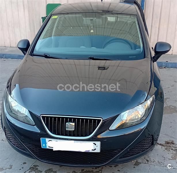 Usado Seat Ibiza Reference 70 CV (51 kW) 2010 Negro Berlina