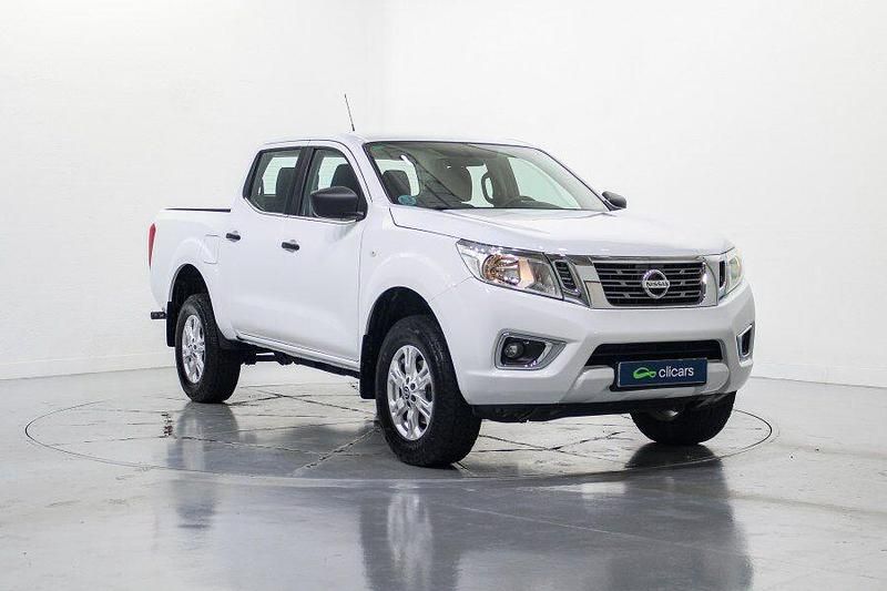Usado Nissan Navara Acenta 163 CV (119 kW) 2021 Blanco Recogida