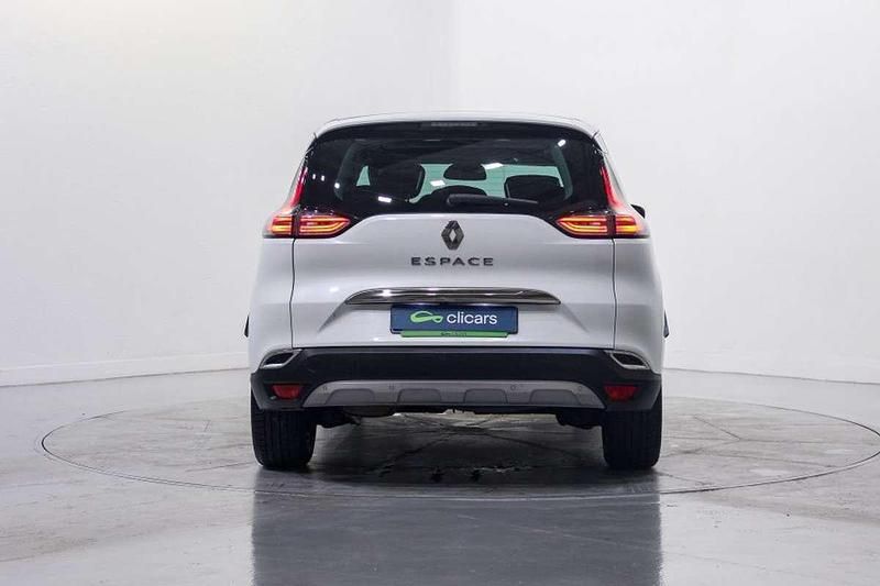 Usado Renault Espace Initiale Paris 160 CV (117 kW) 2017 Blanco Monovolumen