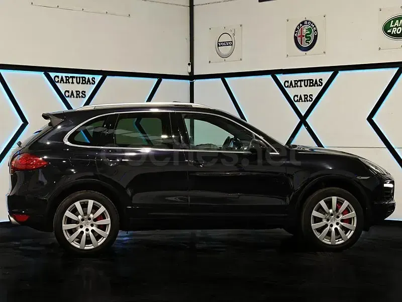 Usado Porsche Cayenne Turbo 500 CV (367 kW) 2011 Negro SUV