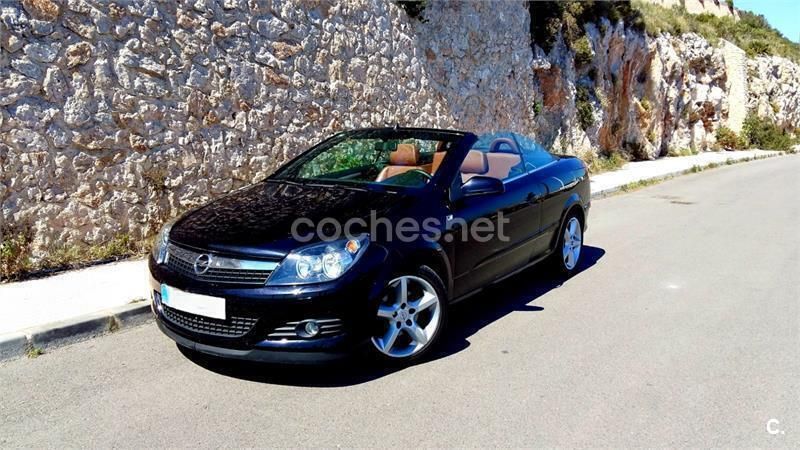 Negro Usado 2006 Opel Astra Cabriolet Enjoy Descapotable | 7500 € - Imagen 1/4