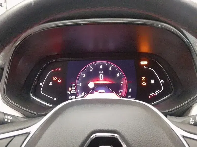 Usado Renault Clio V Techno 100 CV (73 kW) 2023 Rojo Berlina