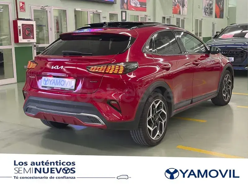 Usado Kia XCeed GT-Line 120 CV (88 kW) 2022 Rojo SUV