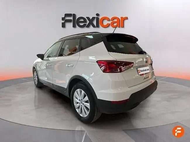 Usado Seat Arona Reference 95 HP (69 kW) 2021 Branco SUV