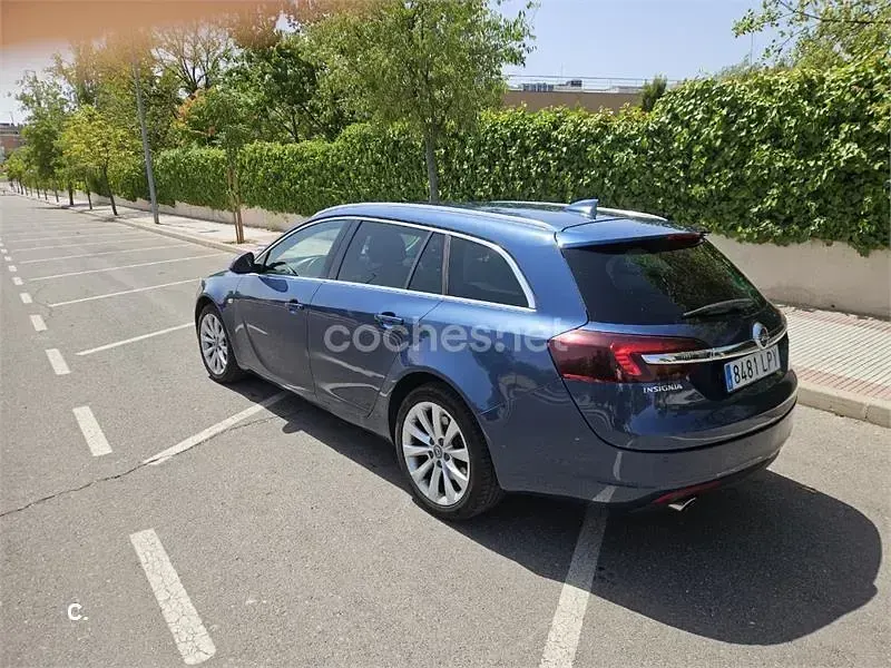 Usado Opel Insignia Excellence 170 CV (125 kW) 2016 Azul Familiar
