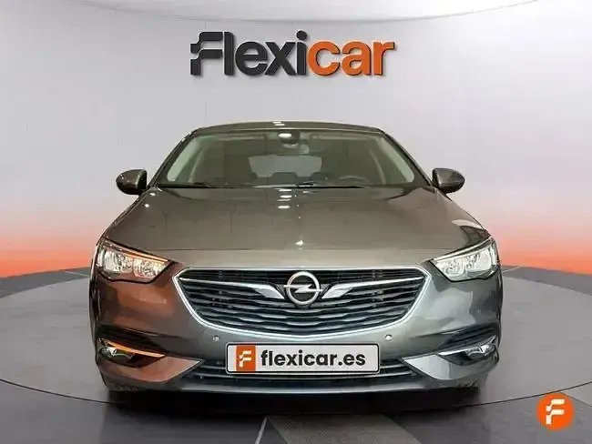 Usado Opel Insignia Excellence 140 CV (102 kW) 2018 Gris Berlina