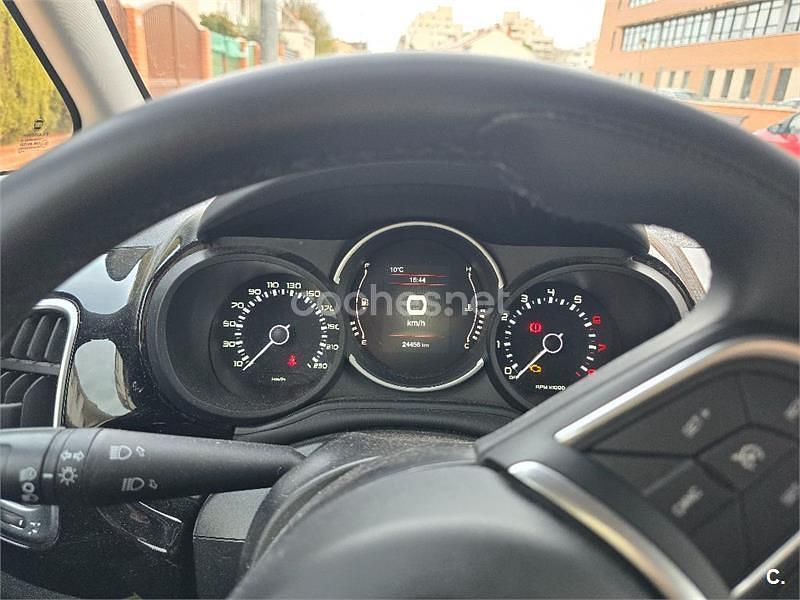 Usado Fiat 500L Cross 95 CV (69 kW) 2019 Rojo Monovolumen